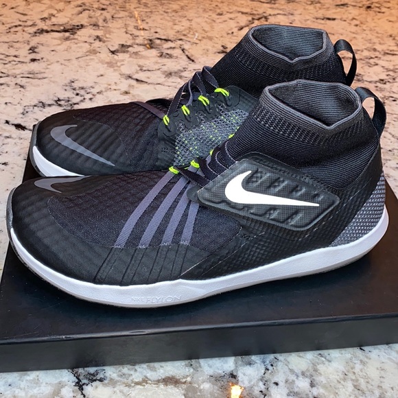 Nike Shoes | Nike Flylon Train Dynamic Size 5 | Poshmark